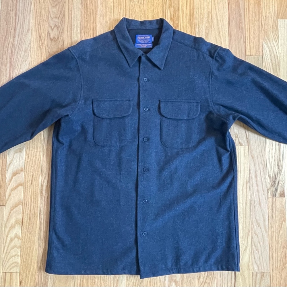 Pendleton Men's Navy Casual Button Down Shirt - image 6